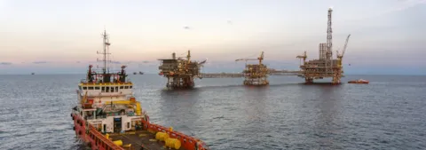 Vessel and offshore asset